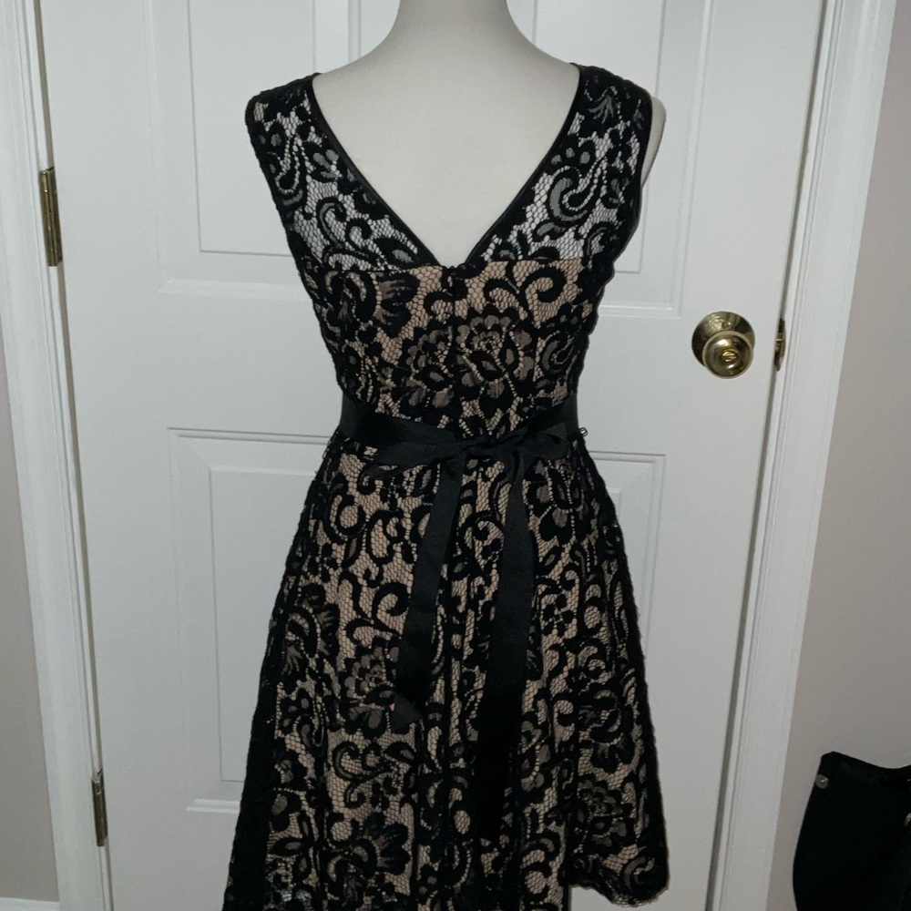 Dress - Picture 2 of 5